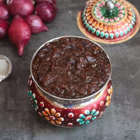 Vengaya (Onion) Thokku